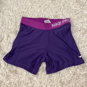 Nike Pro Spandex. Size L